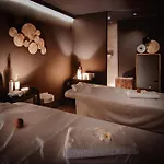 אתר נופש Azur Retreat 3*