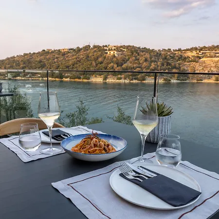 Azur Retreat Resort 3*